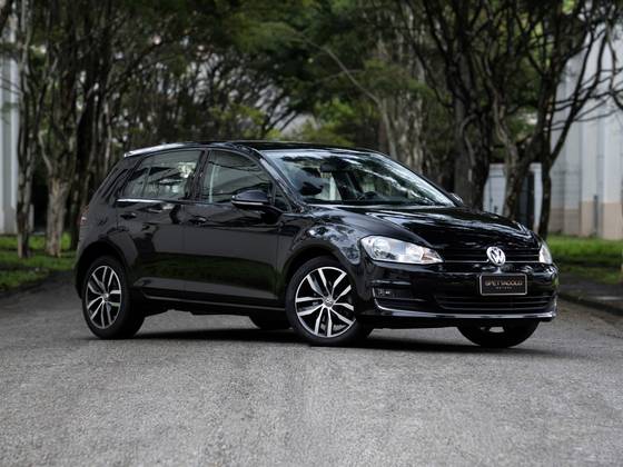 VOLKSWAGEN GOLF 1.4 TSI HIGHLINE 16V GASOLINA 4P AUTOMÁTICO VOLKSWAGEN GOLF 1.4 TSI HIGHLINE 16V GASOLINA 4P AUTOMÁTICO